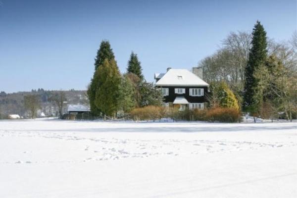 Fabulous Mansion In Spa Liege With Private Garden Buitenkant foto